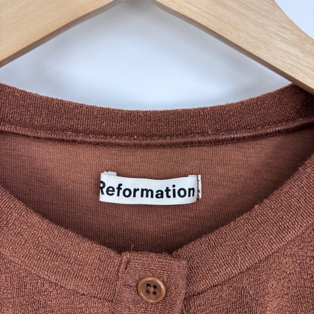 Reformation Cropped Cardigan Sweater Womens M Brown Knit Button Up Layering - Picture 2 of 7